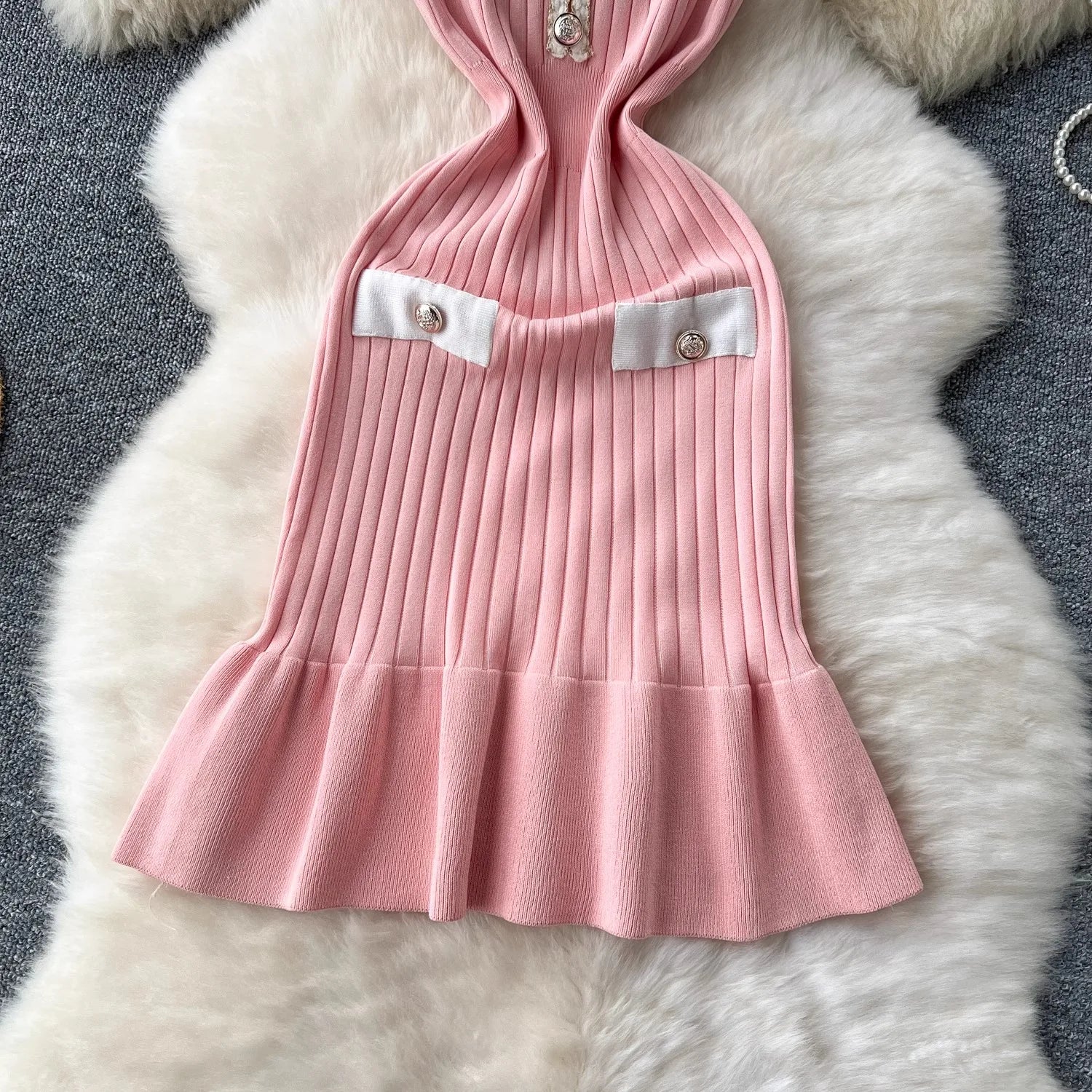 YuooMuoo Brand Fashion Knitted Mermaid Dress 2025 New Elegant V-neck Buttons Ribbed Sweater Dress Lady Bodycon Party Vestidos
